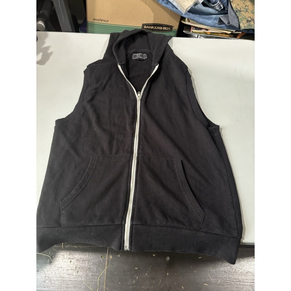 21 Men Black M Sleeveless Hoodie